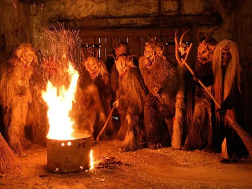 20. Krampus- und Perchtentreffen in Sexten