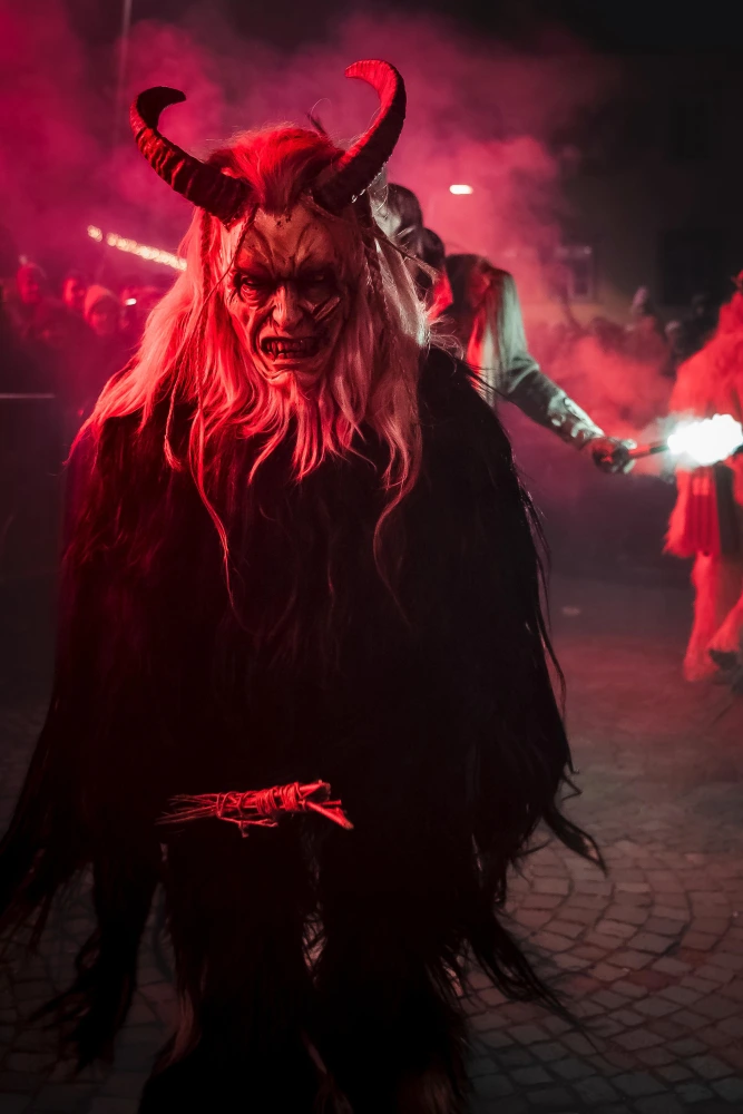 Krampuslauf im Kalterer Dorfzentrum 2025